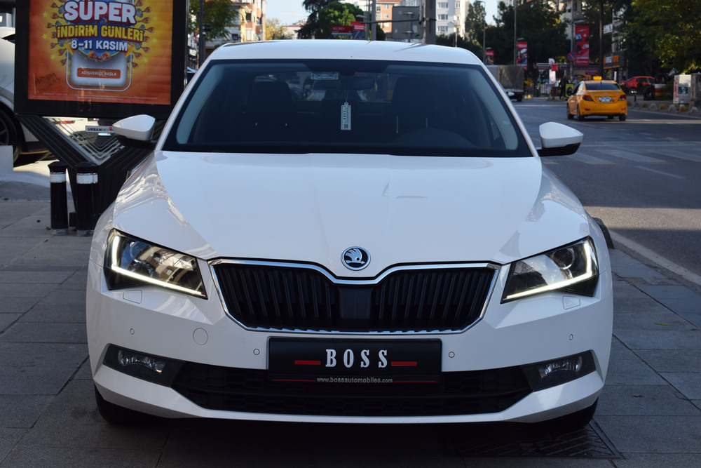SKODA SUPERB 2018 1.6 TDI COMFORT DİZEL OTOMATİK TEMİZ!